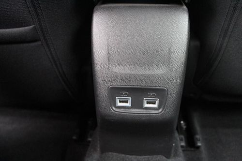 Peugeot e-2008 - Photo 35