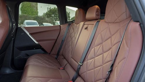 BMW iX - Photo 28