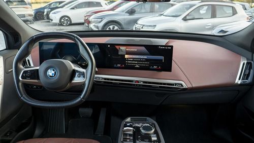 BMW iX - Photo 20