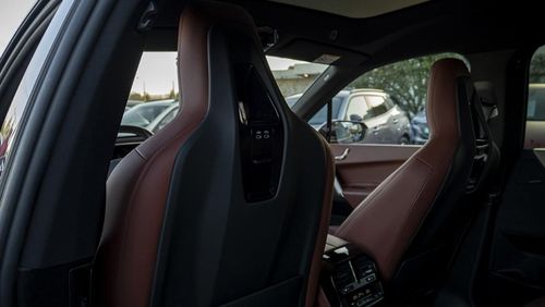BMW iX - Photo 25