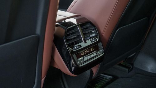BMW iX - Photo 27