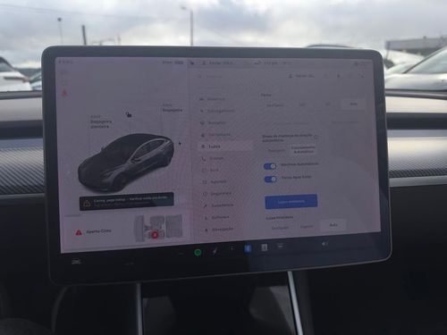 Tesla Model 3 - Photo 38