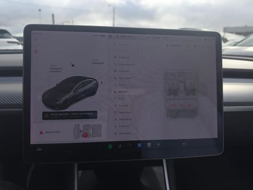 Tesla Model 3 - Photo 37
