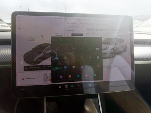 Tesla Model 3 - Photo 29