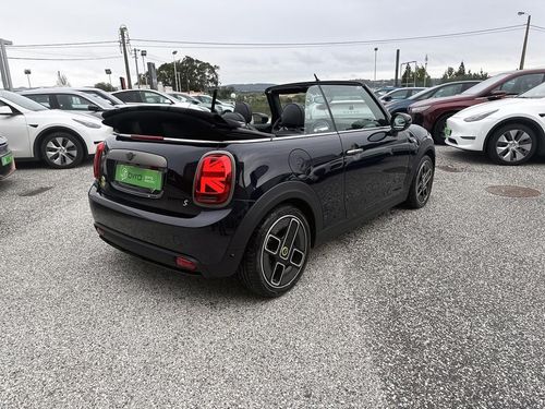 MINI Cabrio - Photo 11