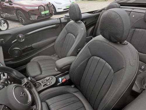 MINI Cabrio - Photo 21