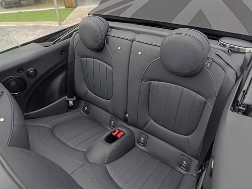 MINI Cabrio - Photo 23