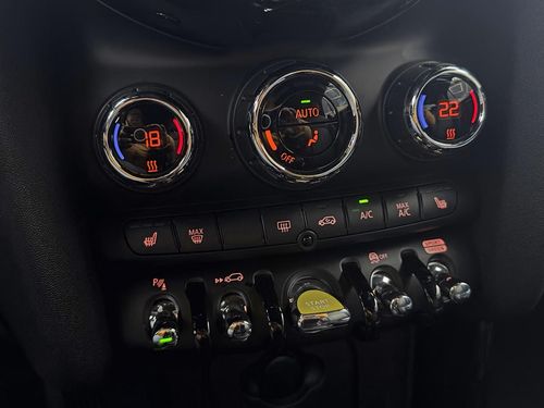 MINI Cabrio - Photo 30