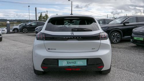 Peugeot e-208 - Photo 12