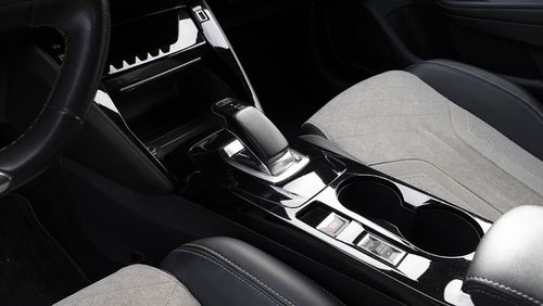 Peugeot e-208 - Photo 33