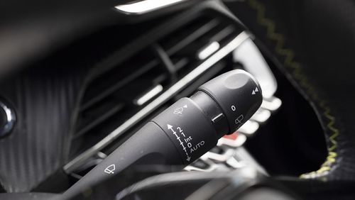 Peugeot e-208 - Photo 40