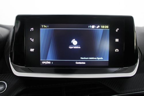 Peugeot e-208 - Photo 23