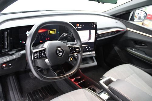 Renault Mégane E-Tech - Photo 16
