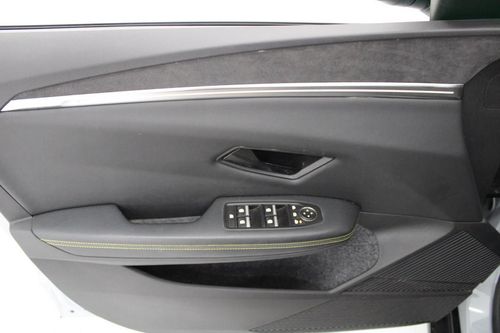 Renault Mégane E-Tech - Photo 10