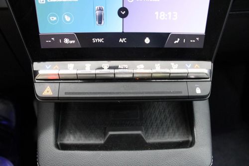 Renault Mégane E-Tech - Photo 18