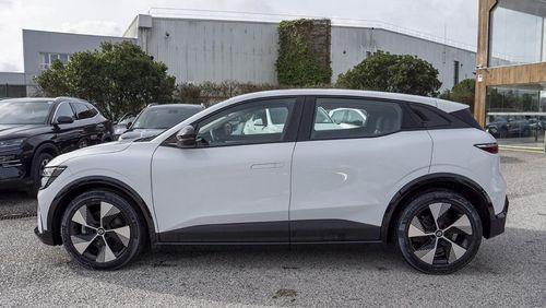 Renault Mégane E-Tech - Photo 8