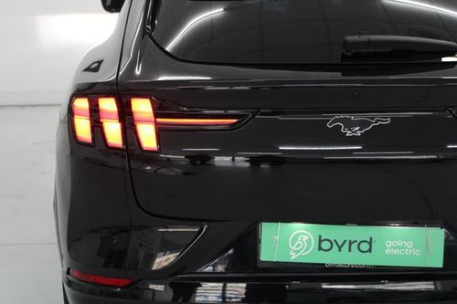 Ford Mustang Mach-E - Photo 7