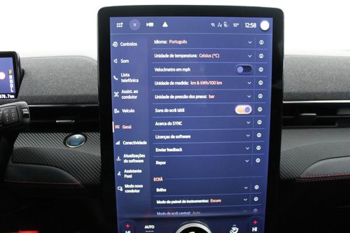 Ford Mustang Mach-E - Photo 38