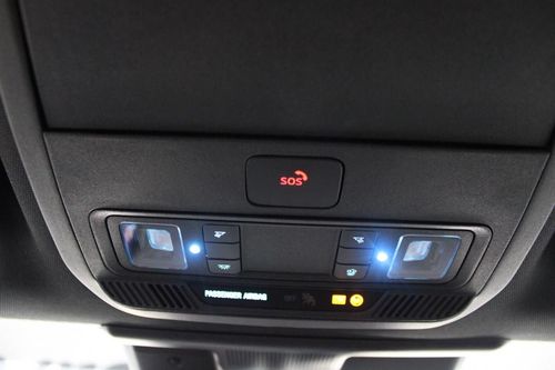 Ford Mustang Mach-E - Photo 46