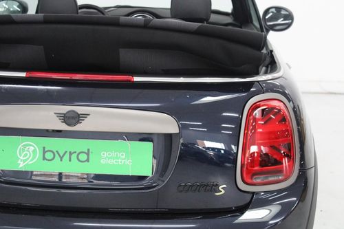 MINI Cabrio - Photo 6