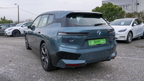 BMW iX - Photo 11