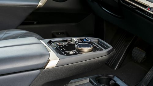 BMW iX - Photo 26