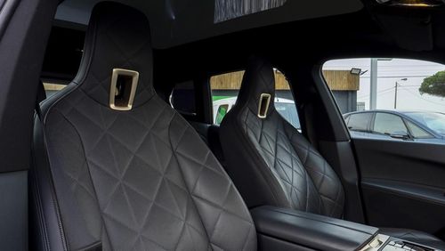 BMW iX - Photo 25