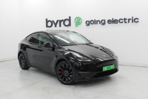 Tesla Model Y - Photo 2