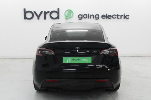 Tesla Model Y - Photo 6