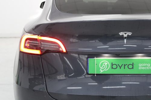 Tesla Model Y - Photo 7