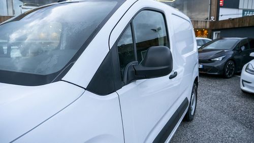 Peugeot Partner - Photo 8