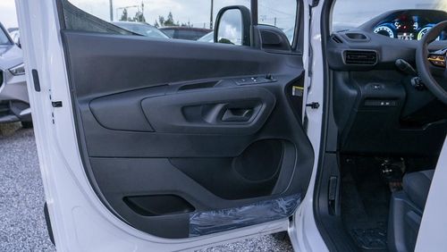 Peugeot Partner - Photo 15