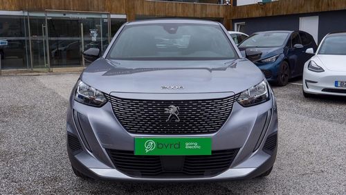 Peugeot e-2008 - Photo 3