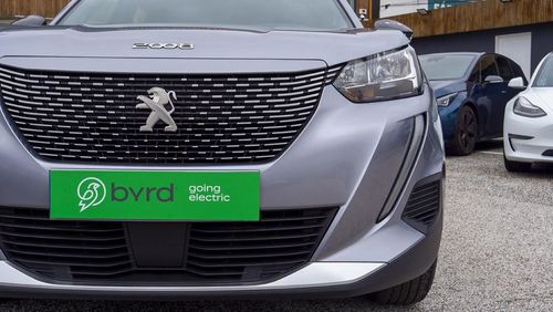 Peugeot e-2008 - Photo 5