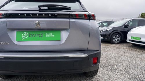 Peugeot e-2008 - Photo 12