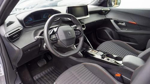 Peugeot e-2008 - Photo 20