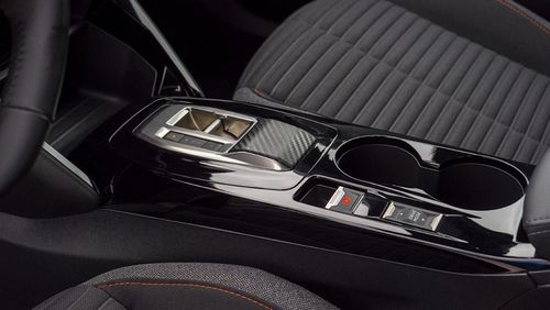 Peugeot e-2008 - Photo 25