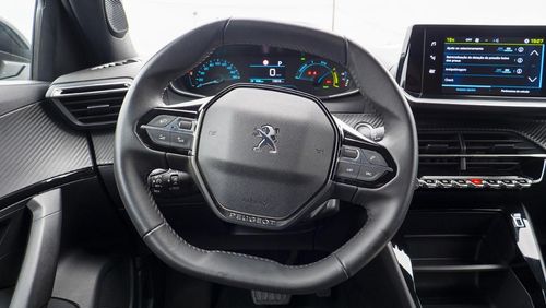Peugeot e-2008 - Photo 26