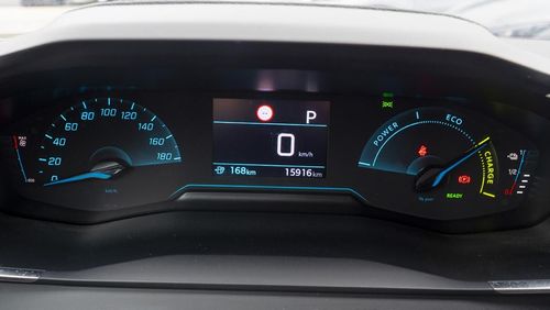 Peugeot e-2008 - Photo 19