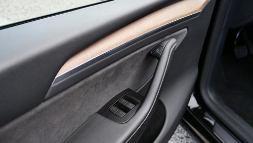 Tesla Model Y - Photo 17