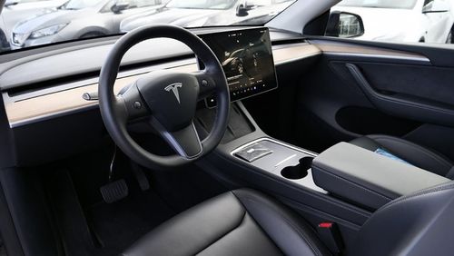 Tesla Model Y - Photo 18