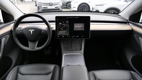 Tesla Model Y - Photo 37