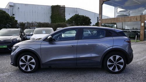 Renault Mégane E-Tech - Photo 8