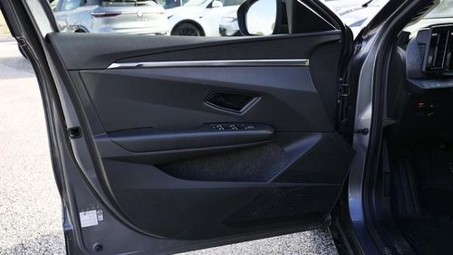 Renault Mégane E-Tech - Photo 23