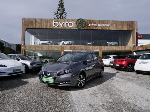 Nissan Leaf - Photo 1