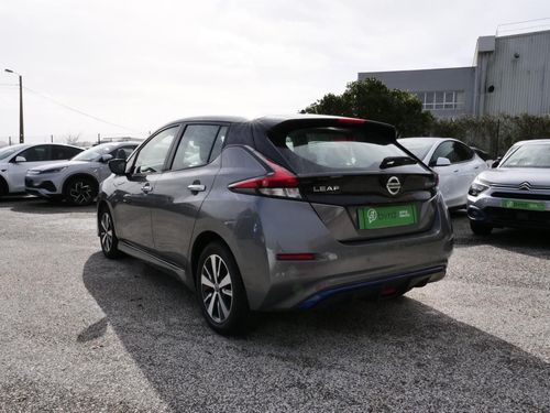 Nissan Leaf - Photo 8