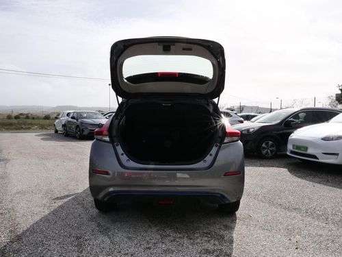 Nissan Leaf - Photo 10