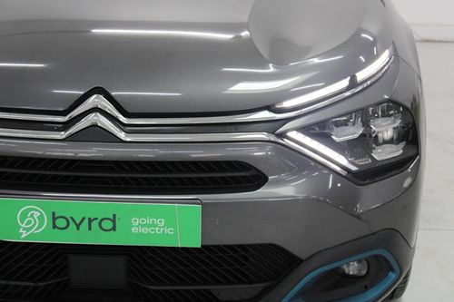 Citroen e-C4 X - Photo 3