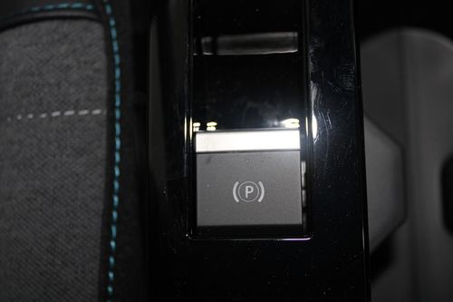 Citroen e-C4 X - Photo 23