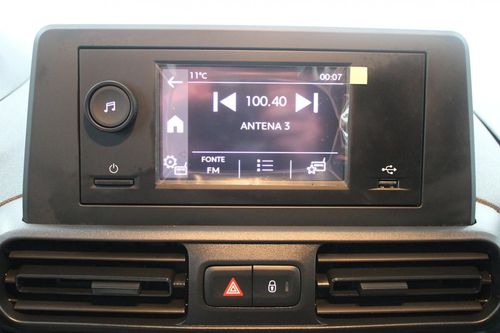 Peugeot Partner - Photo 23